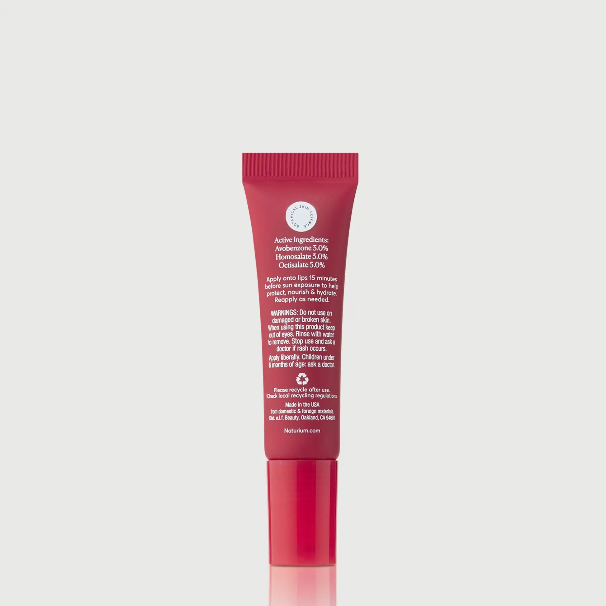 phyto-glow-lip-balm-spf-45-oasis-e0 NATR-10125_PhytoGlow_SPF_Oasis_primary_capon_back_bonebkgd_1.webp