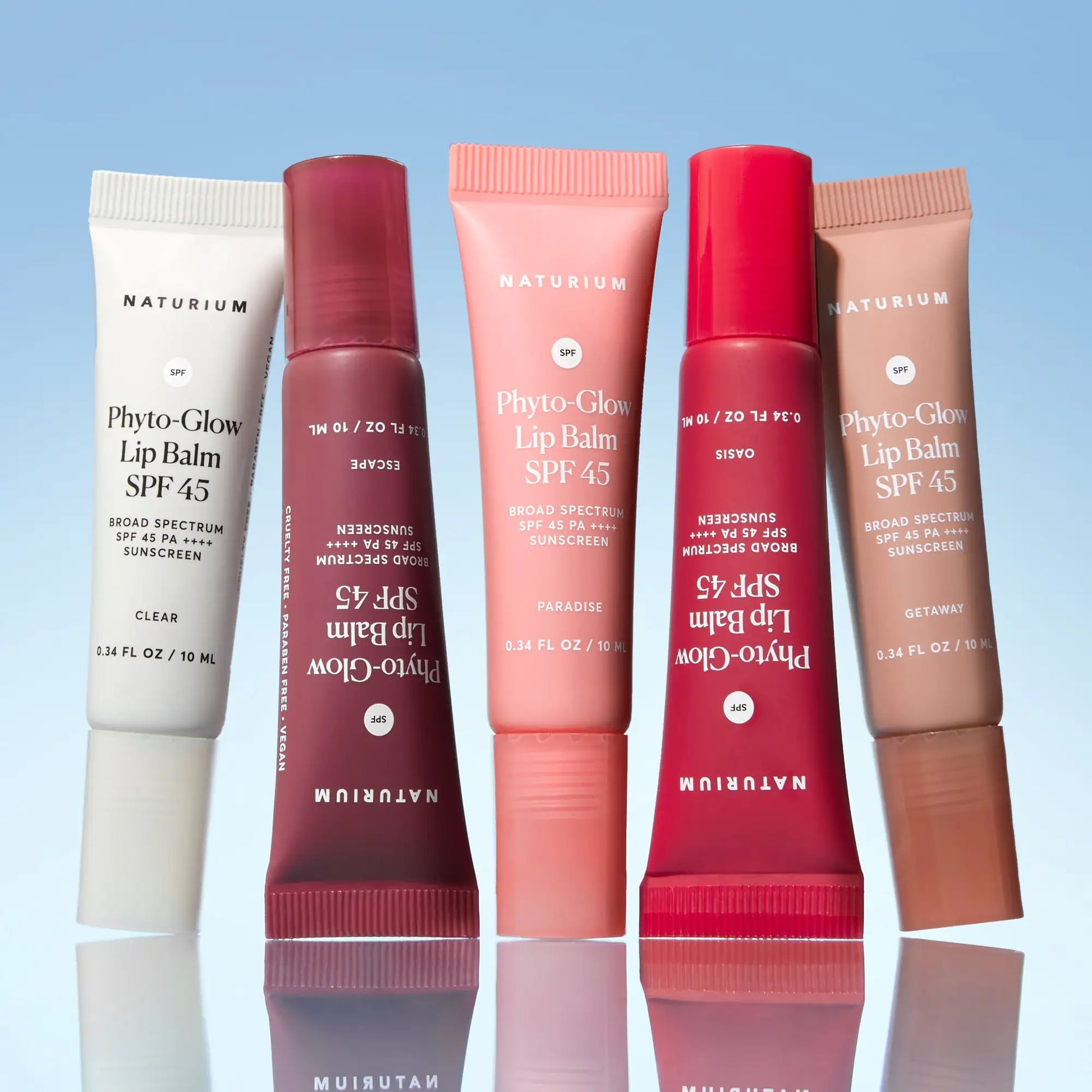 phyto-glow-lip-balm-spf-45-getaway-d0 phytoglowSPF_6428-crop_cde1553e-6f3e-4726-9686-a6dd715ed7c9.webp